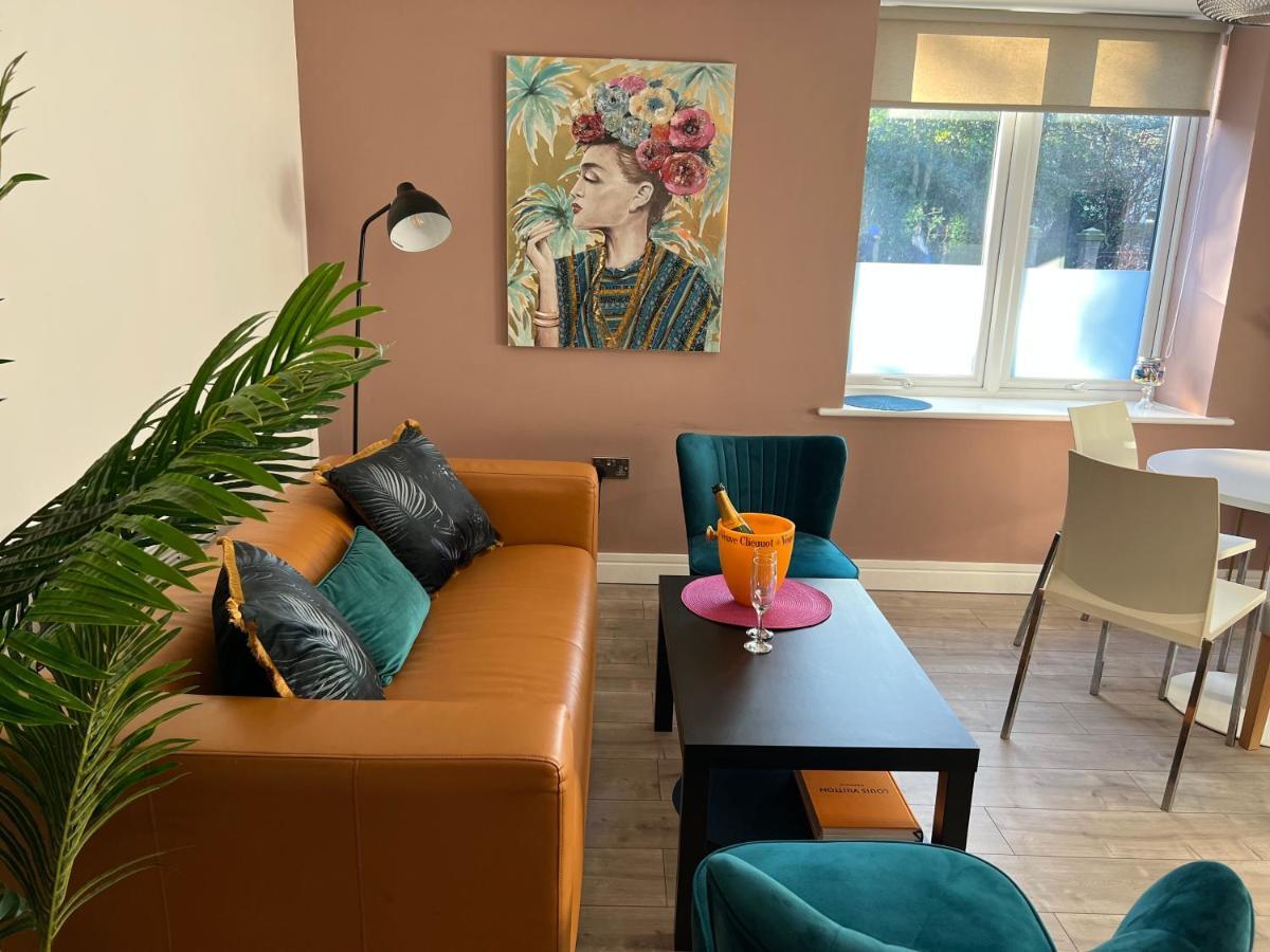 ניוקאסל Fab 2Bedroom Apartment- Free Parking, 5Mins From City Centre, Portland Rd Ne2 1Dj מראה חיצוני תמונה