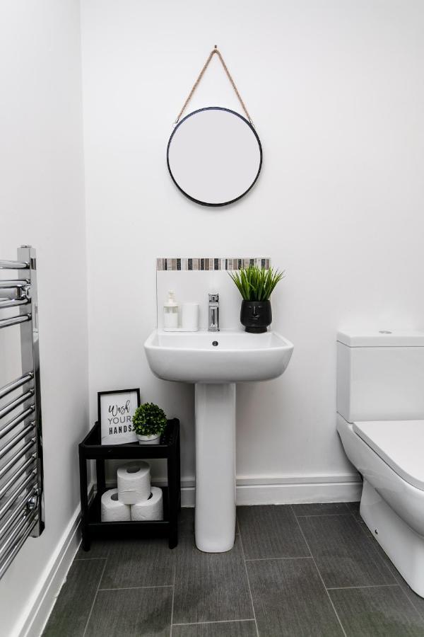ניוקאסל Fab 2Bedroom Apartment- Free Parking, 5Mins From City Centre, Portland Rd Ne2 1Dj מראה חיצוני תמונה