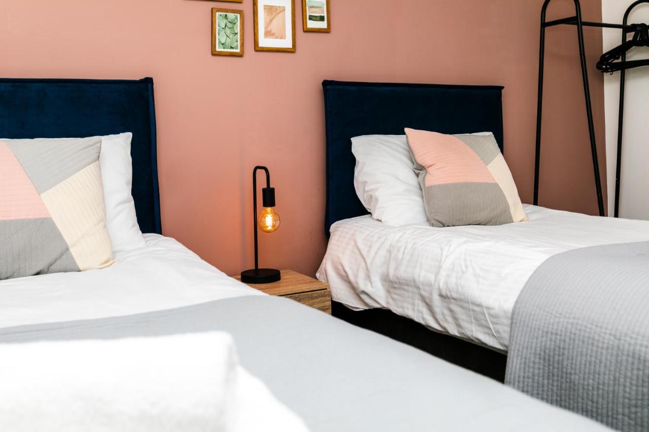 ניוקאסל Fab 2Bedroom Apartment- Free Parking, 5Mins From City Centre, Portland Rd Ne2 1Dj מראה חיצוני תמונה